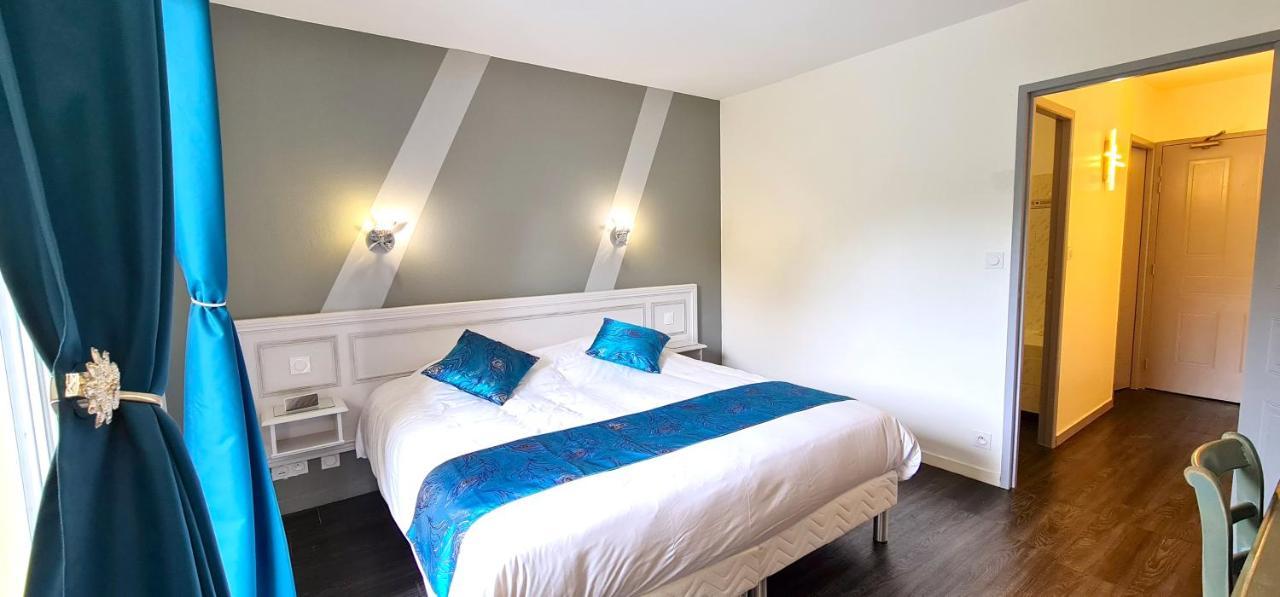Fasthotel Oloron Hostellerie Du Paon Blanc 러비생트크리스투 외부 사진